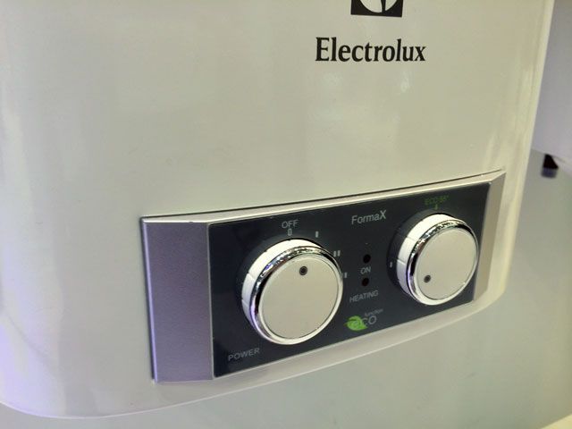 panel bojlera electrolux ewh formax